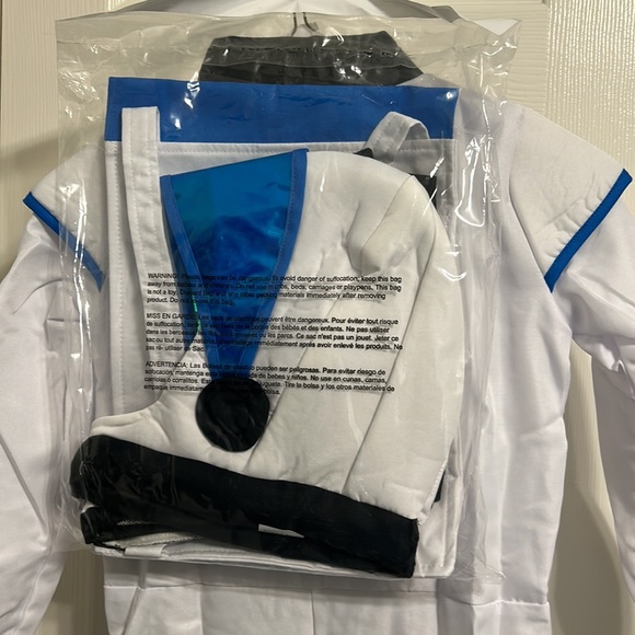 Astronaut halloween costume. Size S 4-6. Jumpsuit white blue - Picture 9 of 9